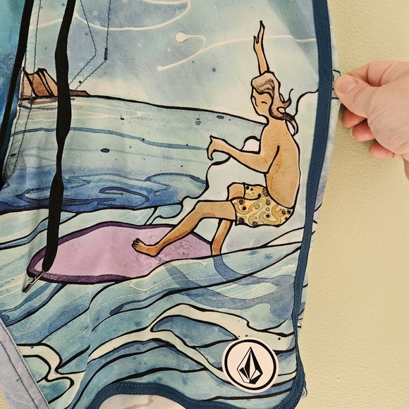 Mens 29 Volcom Board Shorts Swim Trunks Surfer Drawstring Back Pocket Stretch - Picture 2 of 16